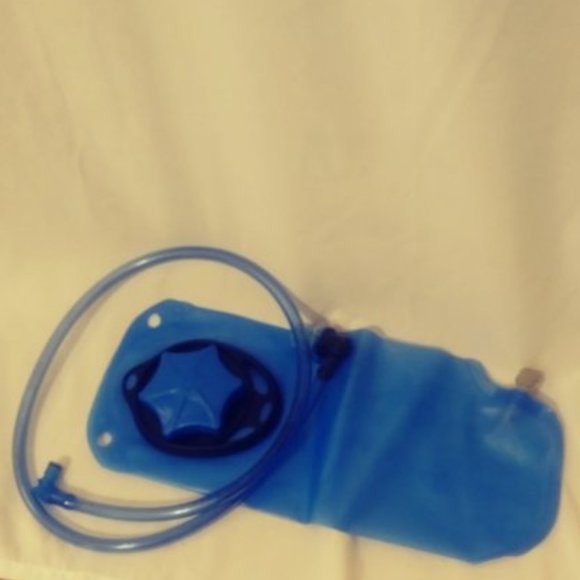 EMS Hiking Backpack with Hydro Bubble - Picture 8 of 8